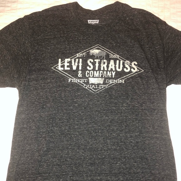 levi's brand t shirt